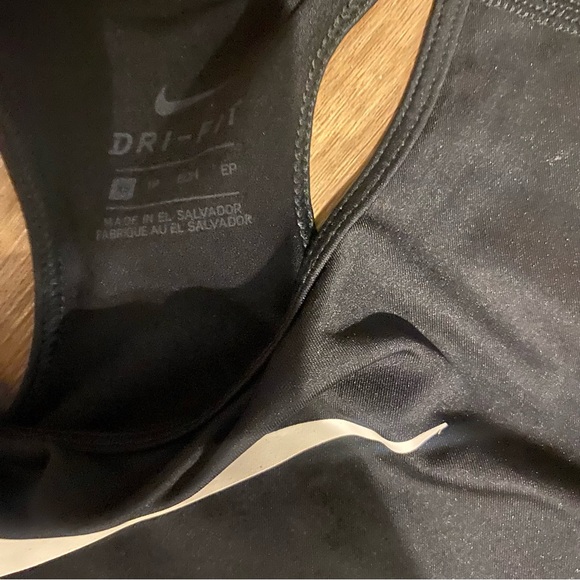 Nike Black Tank Top Womens - Picture 3 of 3